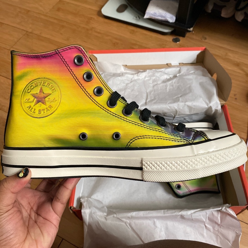 BRAND NEW IRIDESCENT CHUCK 70 UNISEX CONVERSE